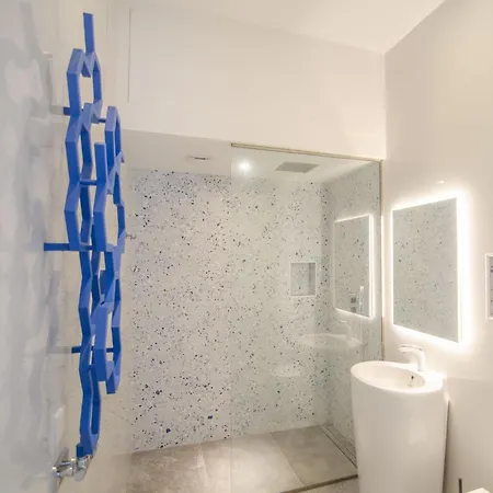 Senglea Suites